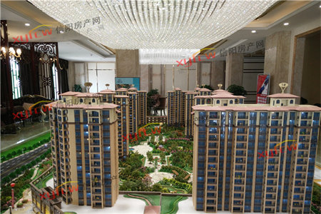 幸福家园电梯15楼，81平简装套二，48.8万